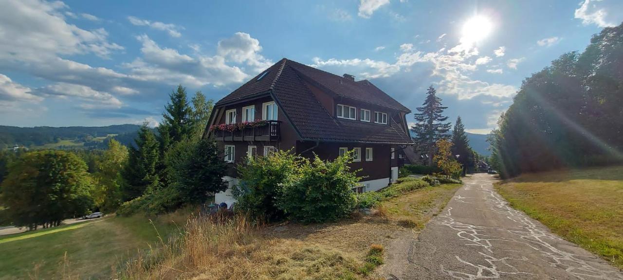 Hotel Sonnenhof Hinterzarten Exterior foto